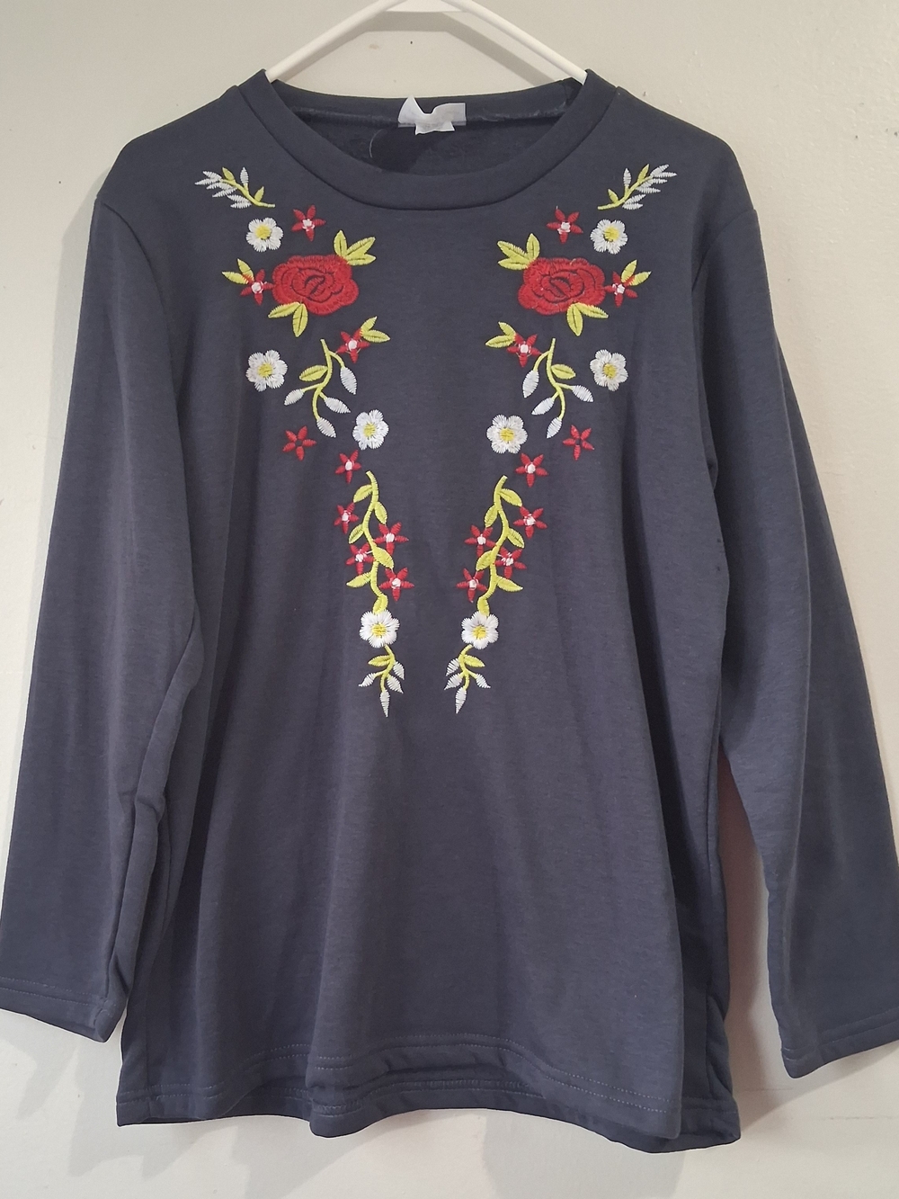 Vintage Grandmacore Cottagecore Navy Floral Embroidered Fleece Pullover Small